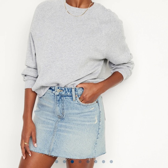 NWT OLD NAVY Mid-Rise OG Jean Mini  Skirt Color: Light Dip - Picture 4 of 9